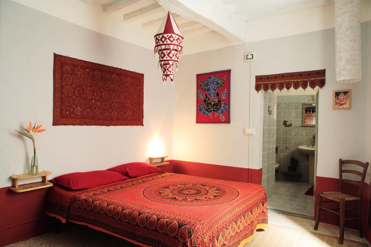 Le Cisterne B&B อเมเลีย ภายนอก รูปภาพ